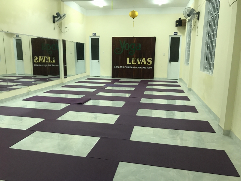 Phòng tập Yoga LeVas